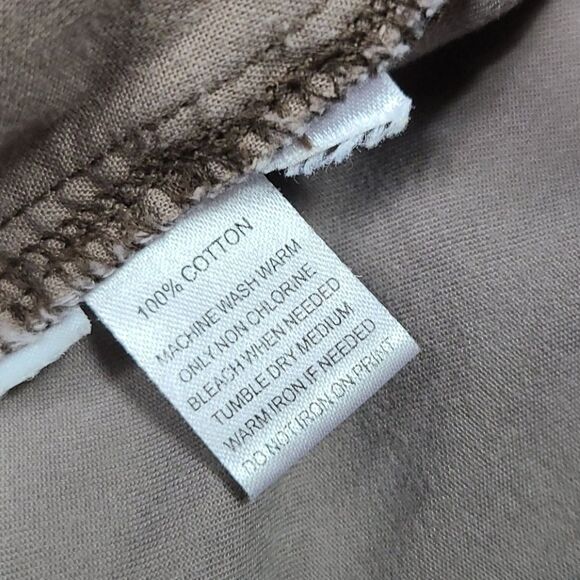 Ann Taylor LOFT Light Brown Flat Front Casual Chino Shorts Size 2 Women's Twill - Picture 3 of 5